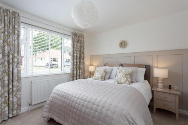 4 bed Detached Bungalow for sale Image 10