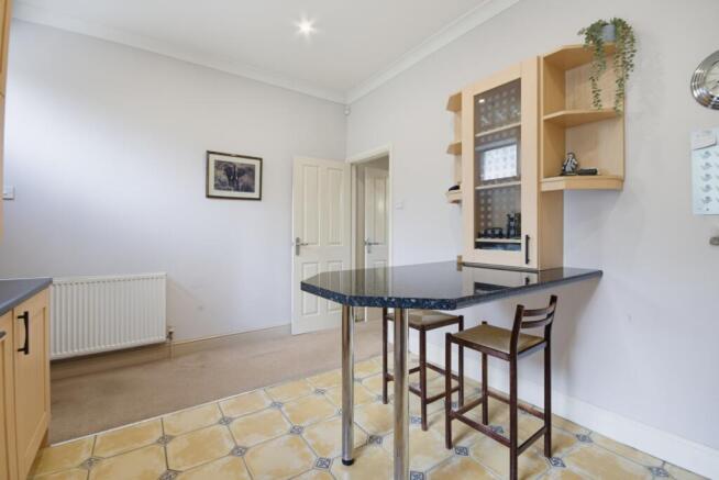 2 bed Terraced for sale Image 10