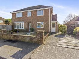 16, Chesham Close, Marine, Worthing BN12 4BJ