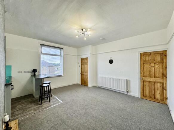 2 bed Terraced for sale Image 9