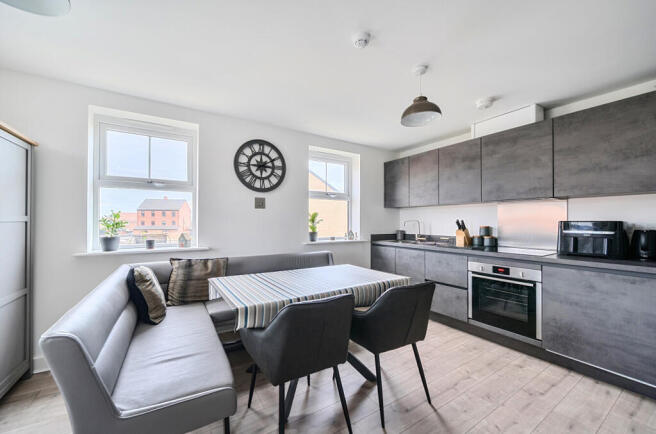 2 bed House for sale Image 7