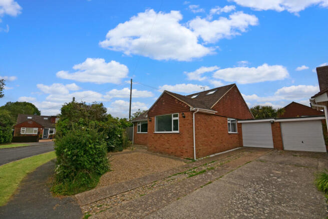 19Ghyllside