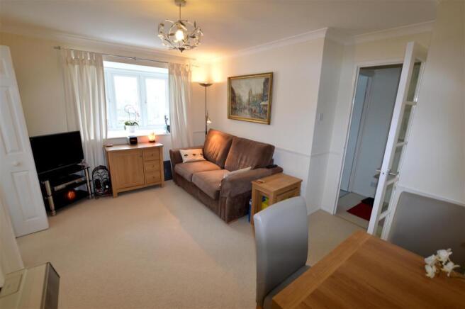 RECEPTION/DINING ROOM: ALTERNATIVE VIEW: