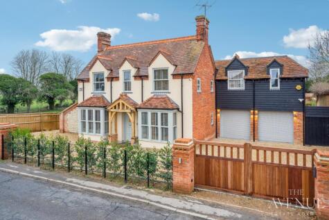 Stunning Family Home + Two Bedroom Annex