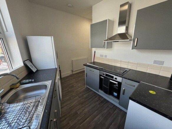 carlton-road-ng3-2dg-1056166