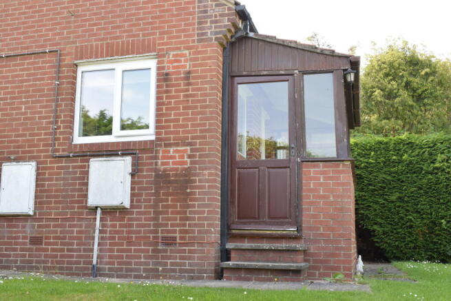 2 bed Semi-Detached Bungalow for sale Image 12