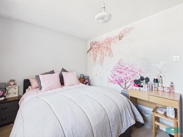2 bed Semi-Detached for sale Image 9