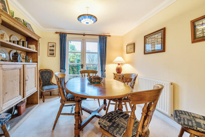 3 bed Terraced for sale Image 11