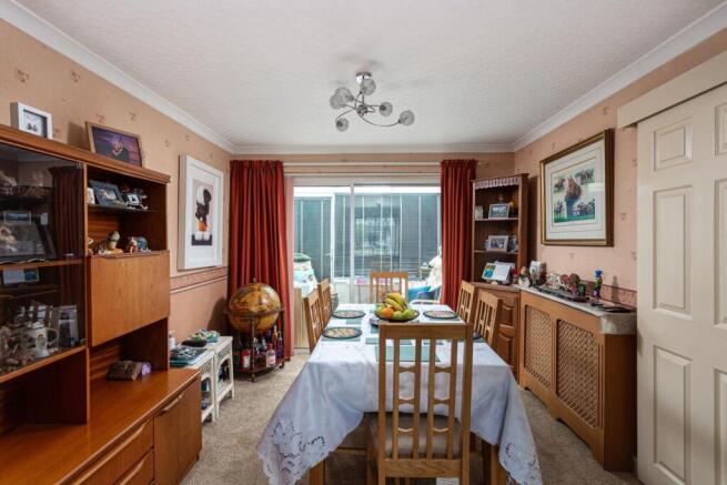 3 bed Semi-Detached for sale Image 4