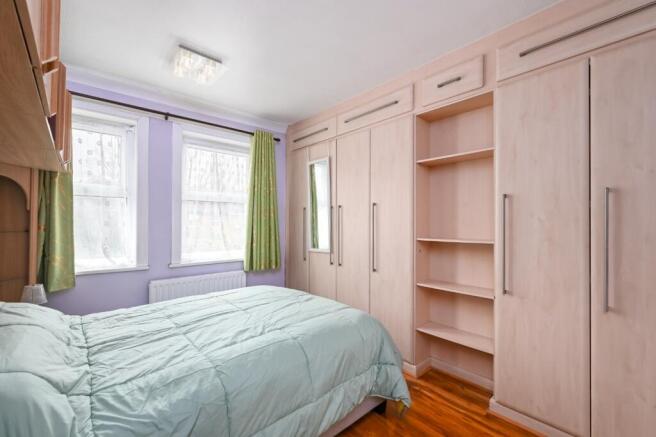3 bed Terraced for sale Image 7
