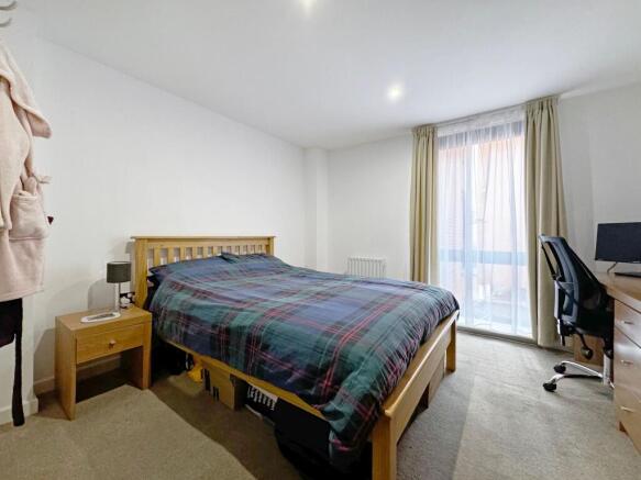1 bed Apartment to rent Image 7