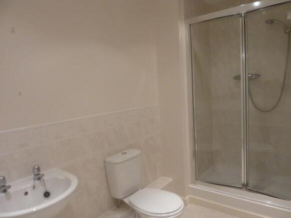 EN SUITE