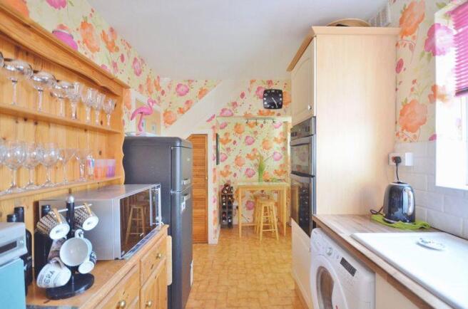 Kitchen/breakf...
