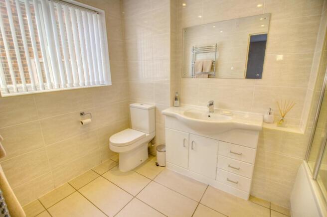 Ensuite Bathroom