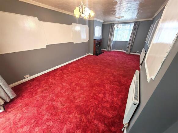 Living Room 2.jpg