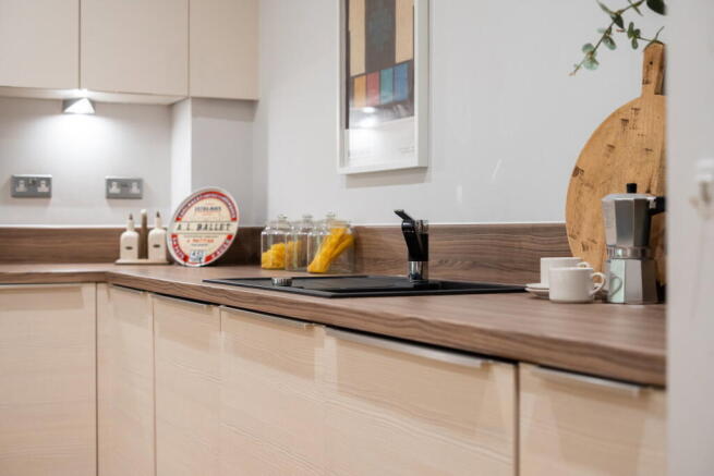 2 bed Apartment for sale Image 8