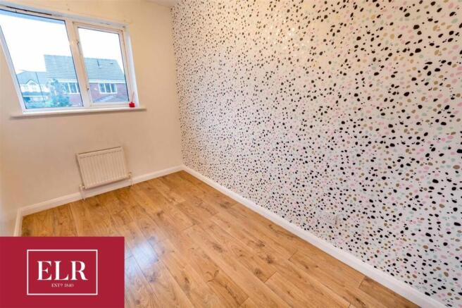 2 bed Town House to rent Image 9