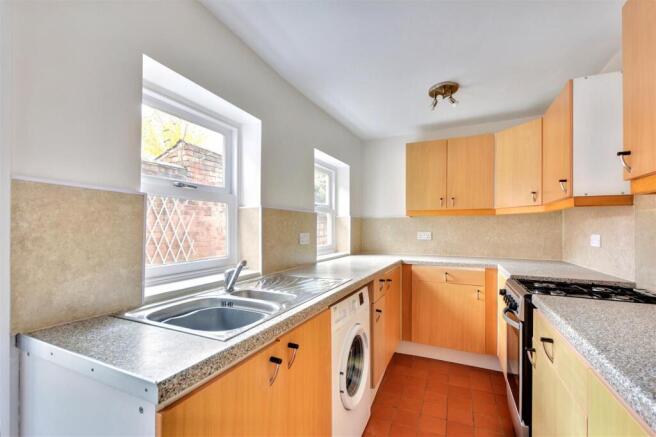Kitchen_2.jpeg