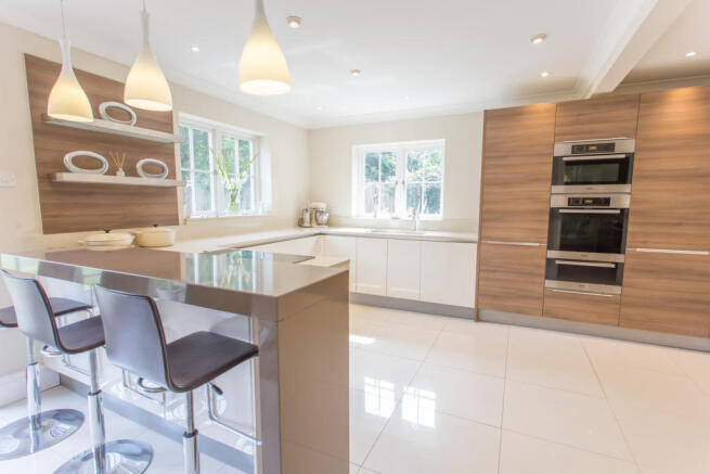 Kitchen Breakfast area