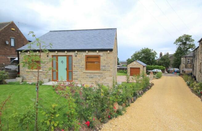 3 bed Detached Bungalow for sale Image 11