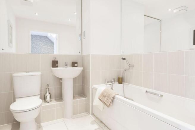 Bedroom 1, En suite
