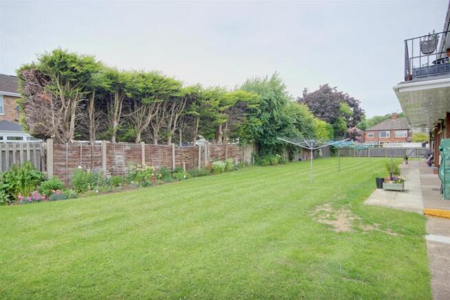 1 bed Apartment for sale Image 8