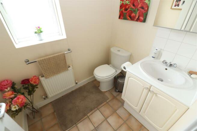 Ground Floor Cloakroom / WC