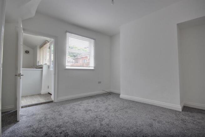 2 bed Terraced for sale Image 4
