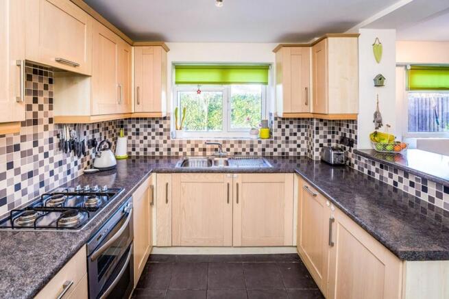 Kitchen / Breakfast Room