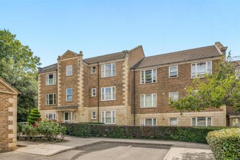 Walnut Mews, Sutton