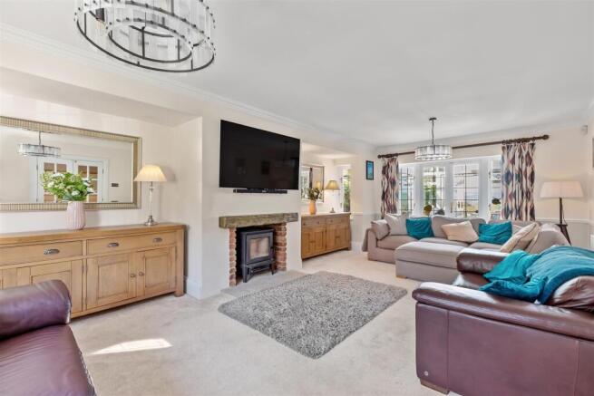 New sitting room.jpg