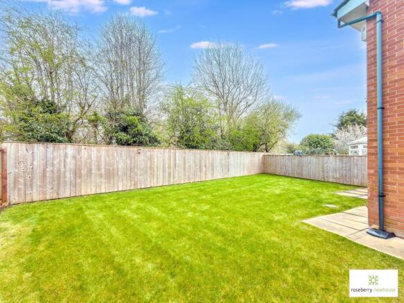 3 bed Semi-Detached for sale Image 9