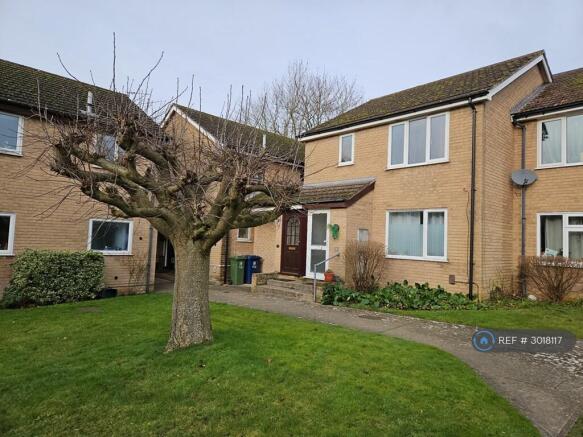 Front Garden / Communal Area