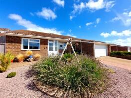 16, May Avenue, Seaford BN25 4NZ