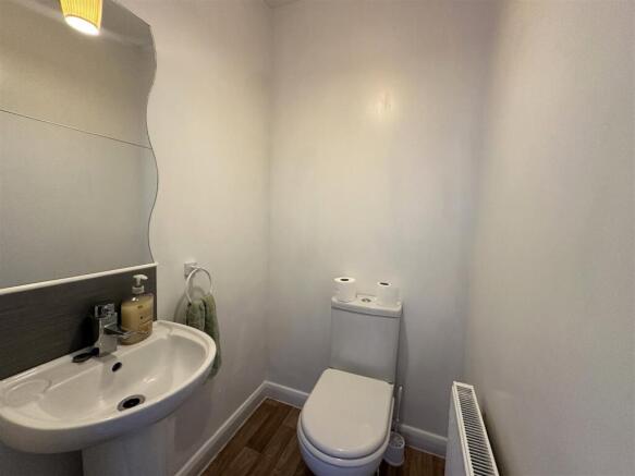 3 bed Terraced for sale Image 7