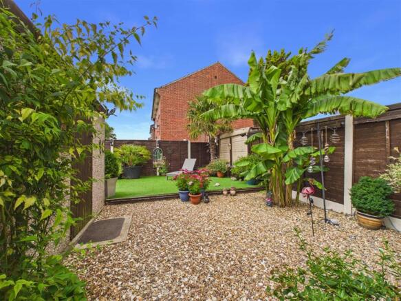 3 bed Semi-Detached for sale Image 11