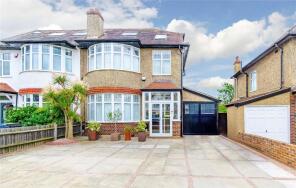 23, East Way, Croydon CR0 8AH