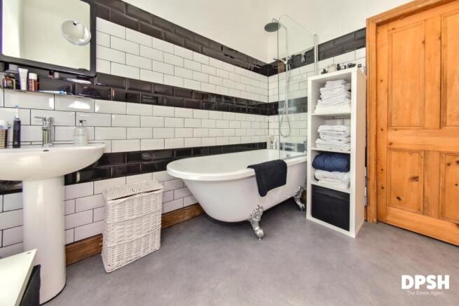 1 bed Terraced for sale Image 8