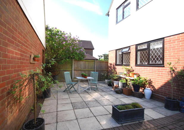 Photo 25