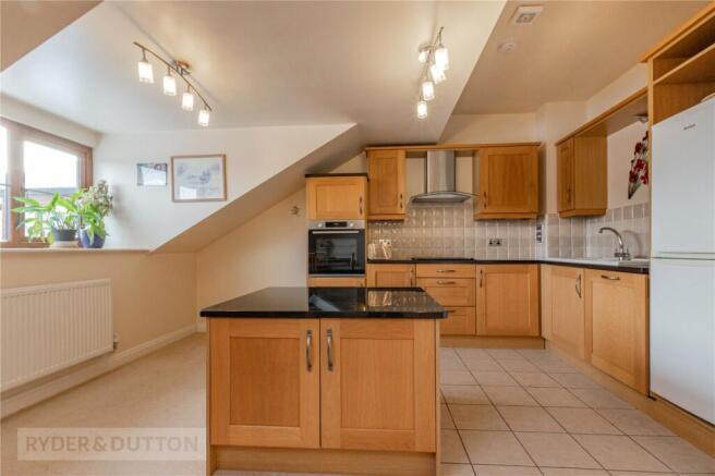 2 bed Apartment for sale Image 5