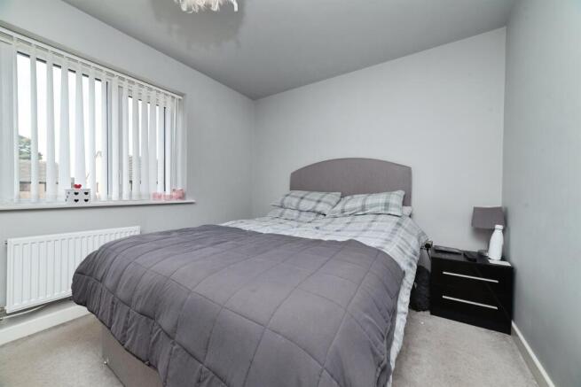 2 bed Semi-Detached for sale Image 9