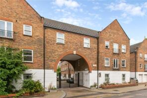 18, Liberty Mews, London SW12 8EE