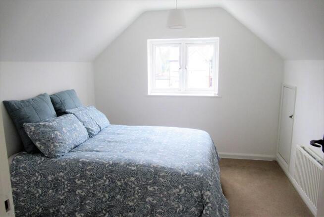 BEDROOM 2