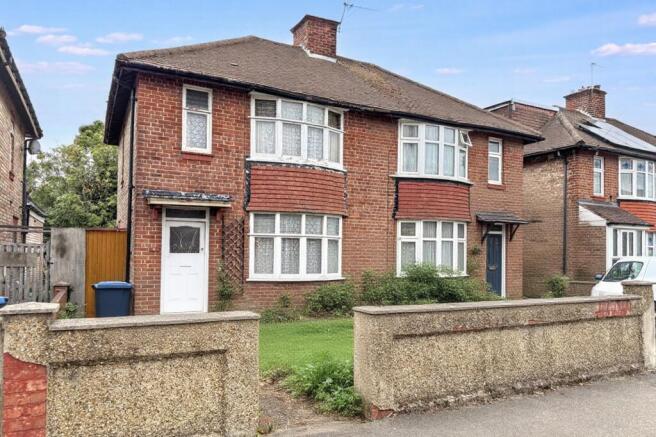 6 Grove Gardens, Enfield, EN3 5PG