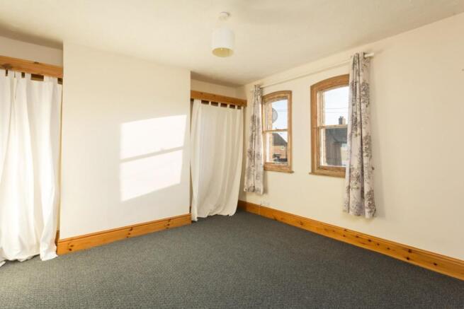 10 South View Bedroom 1.jpg