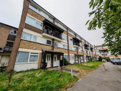 Lambscote Close, Shirley, Solihull, B90 1NS