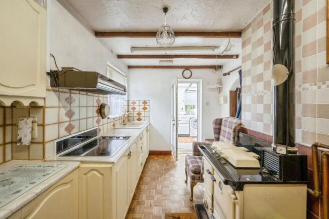 3 bed Semi-Detached Bungalow for sale Image 7