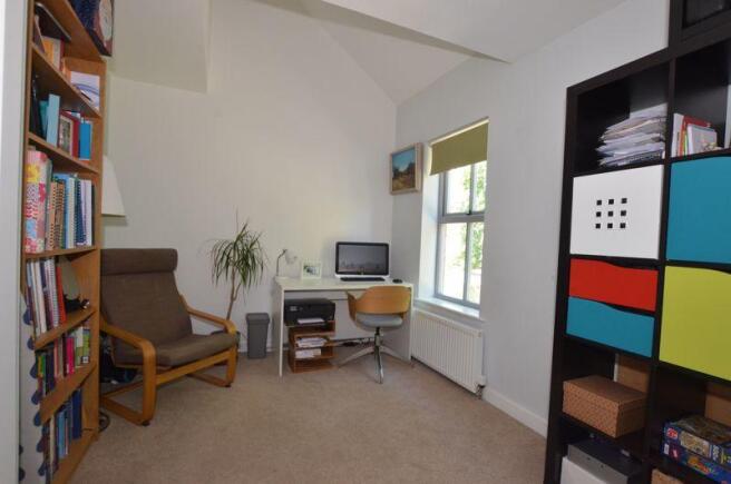 Bedroom 3/Snug