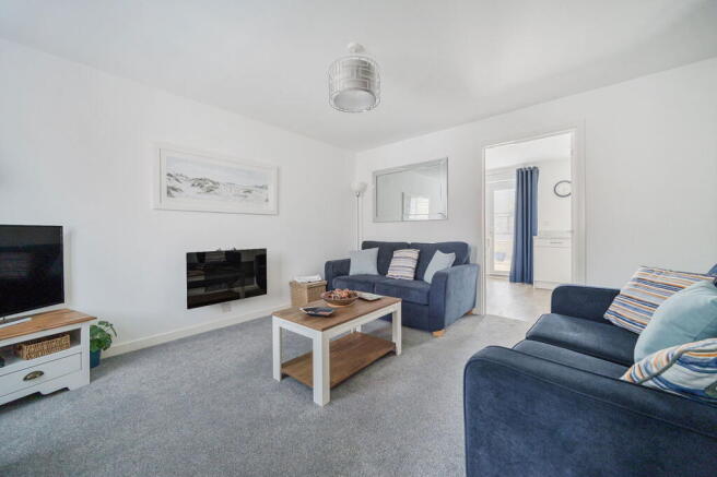 61, Drake Avenue, Ivybridge photo 4