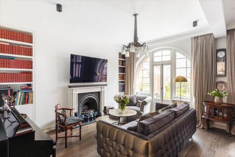 Fitzjames Avenue, London W14